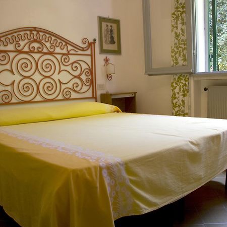 Hotel Giardino Degli Ulivi San Felice Circeo Buitenkant foto