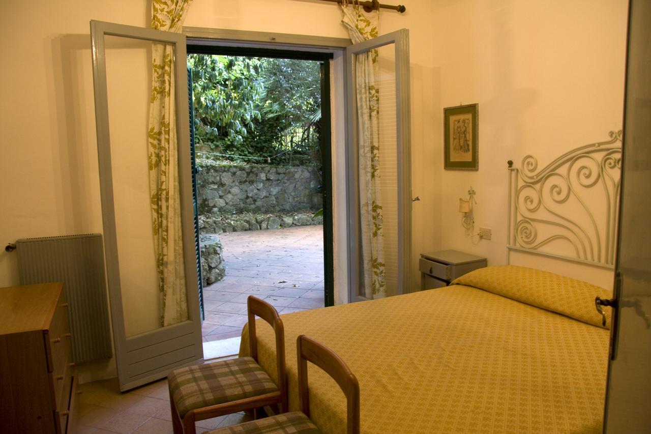 Hotel Giardino Degli Ulivi San Felice Circeo Buitenkant foto